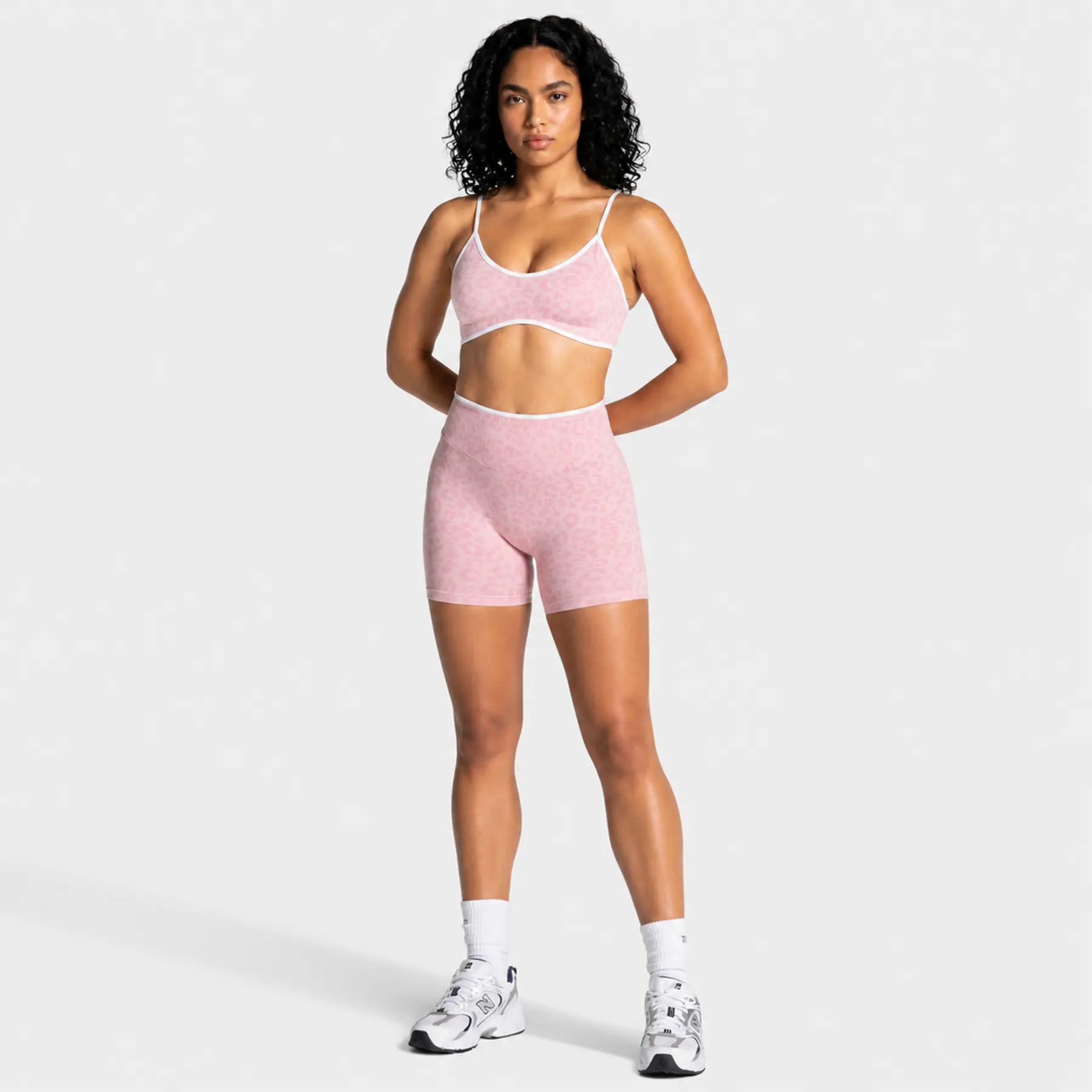 Vevolora Detail | vevolora-leopard-seamless-workout-set | 03